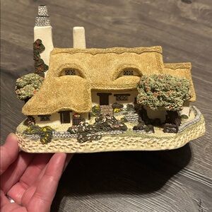 David Winter Cottages The West Country Collection Orchard Cottage